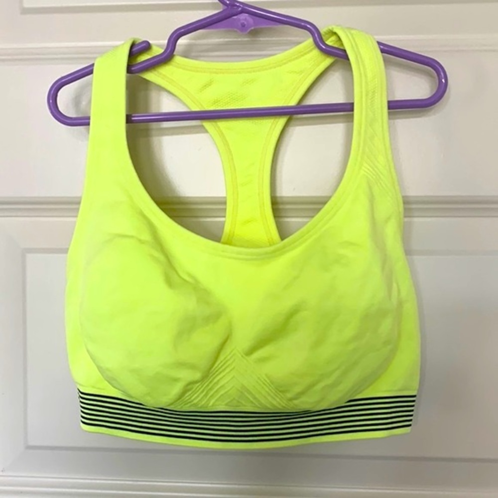 Victoria Secret VSX sports bra